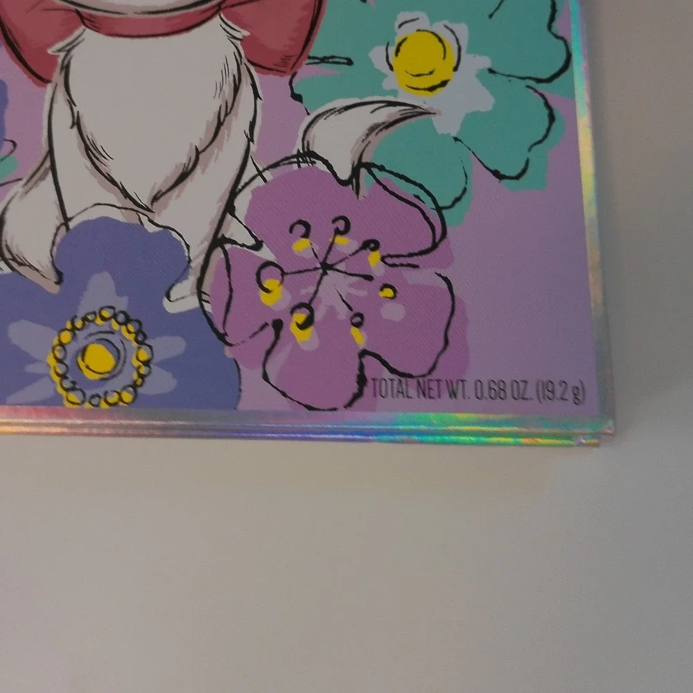 Disney Aristocats Marie 16-Shade Eyeshadow Palette Taste Beauty Pink Purple NEW